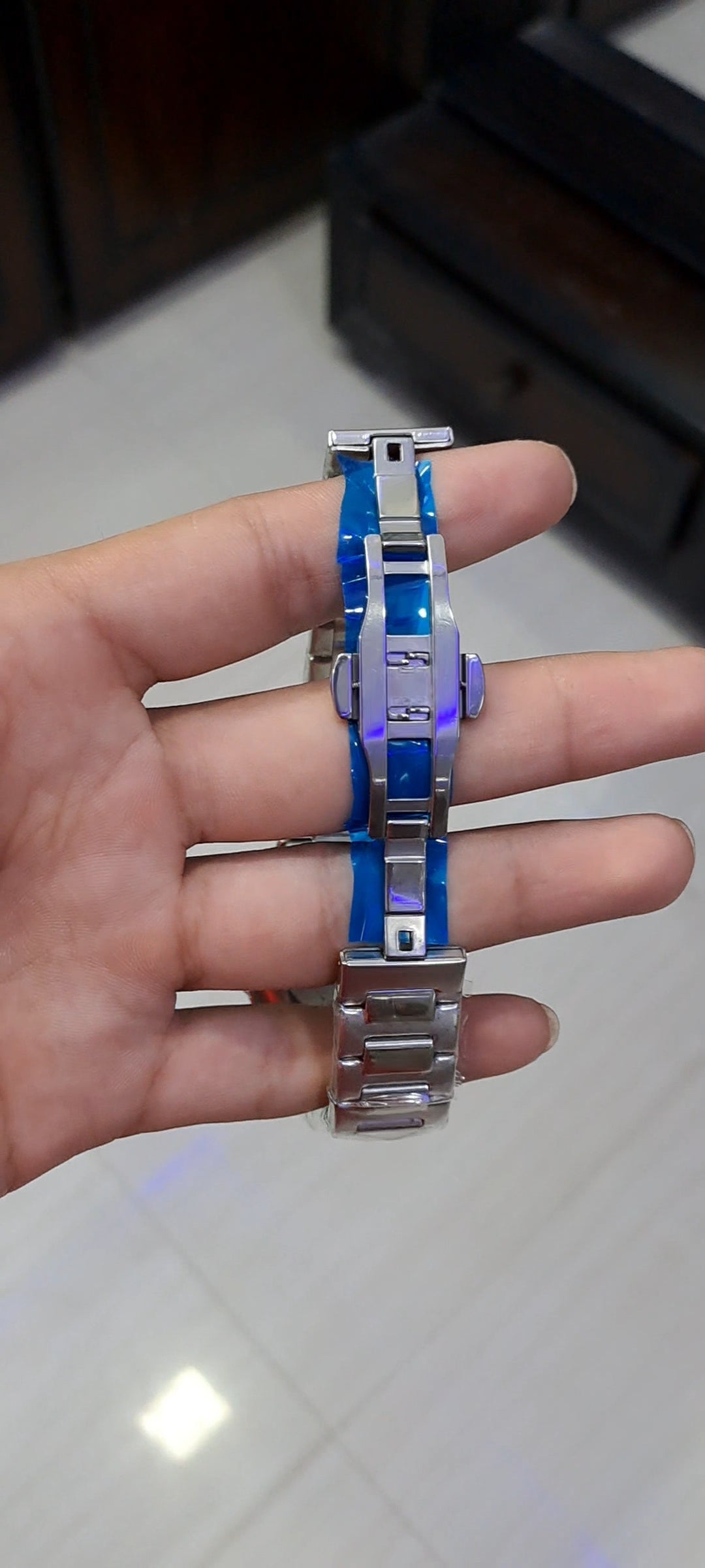 Premium Stainless Steel Quartz Wrist Watch – Elegant Dial.